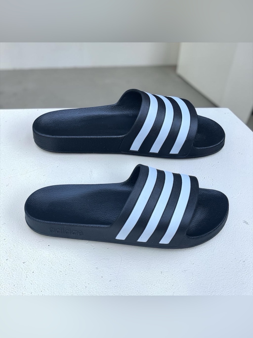 NWOT Adidas Men’s Black White Slide Sandals! Size 11!